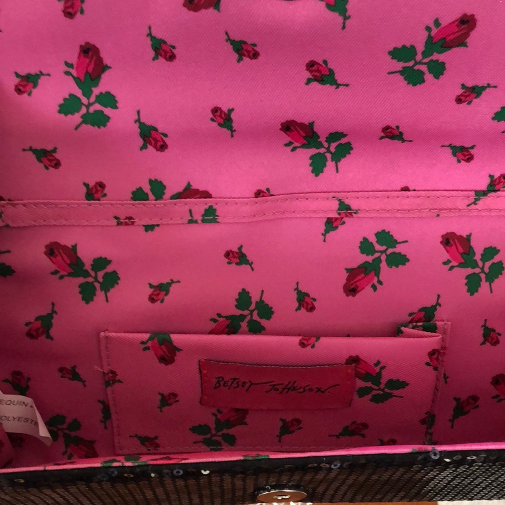 Betsy Johnson clutch - Picture 5 of 5